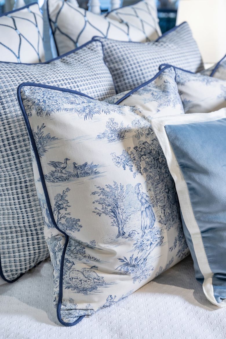 Proof That Toile Is an 18th-Century Pattern with Staying Power