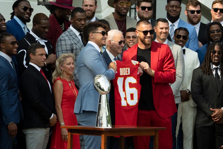 Patrick Mahomes Becomes Part Owner of Kansas City Royals - Guns Up