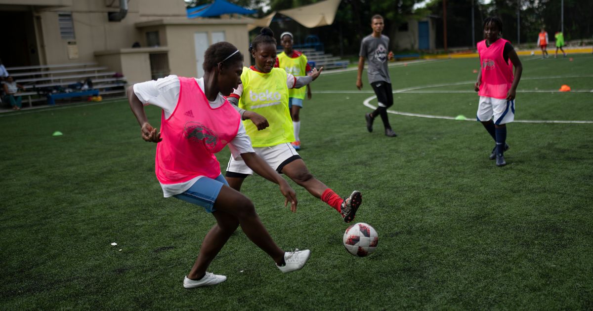 Haiti’s soccer team hopes to keep inspiring fans in its historic debut ...