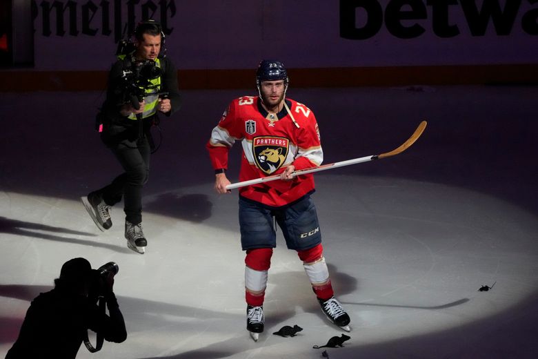 Kirk Muller of the Florida Panthers skates on the ice during an NHL News  Photo - Getty Images