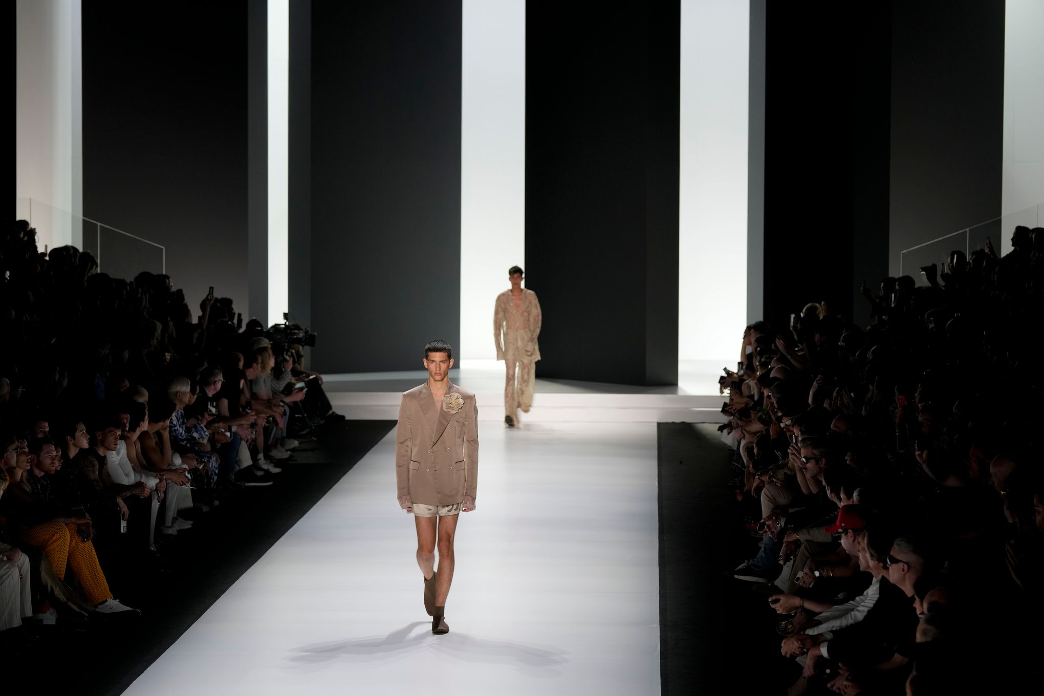 Emporio Armani brings travel-inspired looks to Milan Fashion Week show