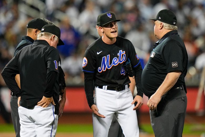 Mets reliever Drew Smith ejected from Subway Series game vs Yankees for  illegal substance