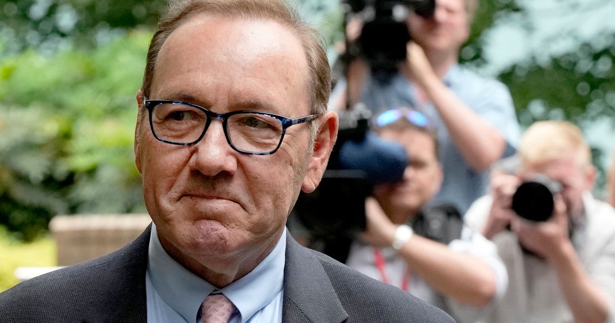 London Jury Seated In Kevin Spacey Sex Assault Trial On Allegations Over A Decade Old The