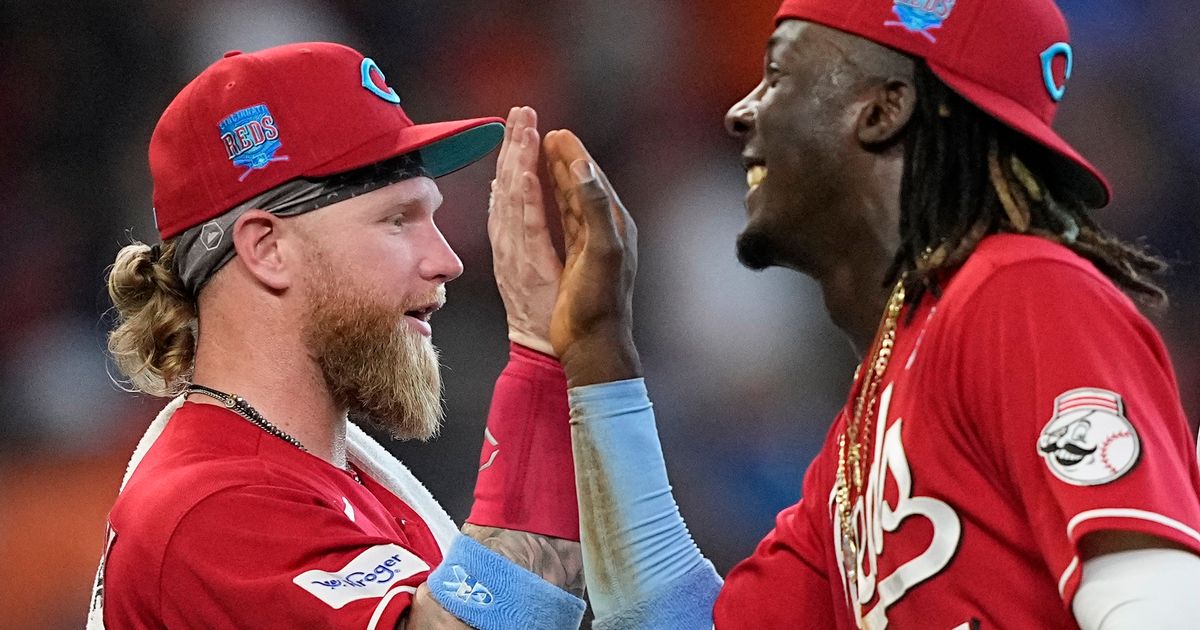 Cincinnati Reds alone in first place in National League Central for first  time since 2021