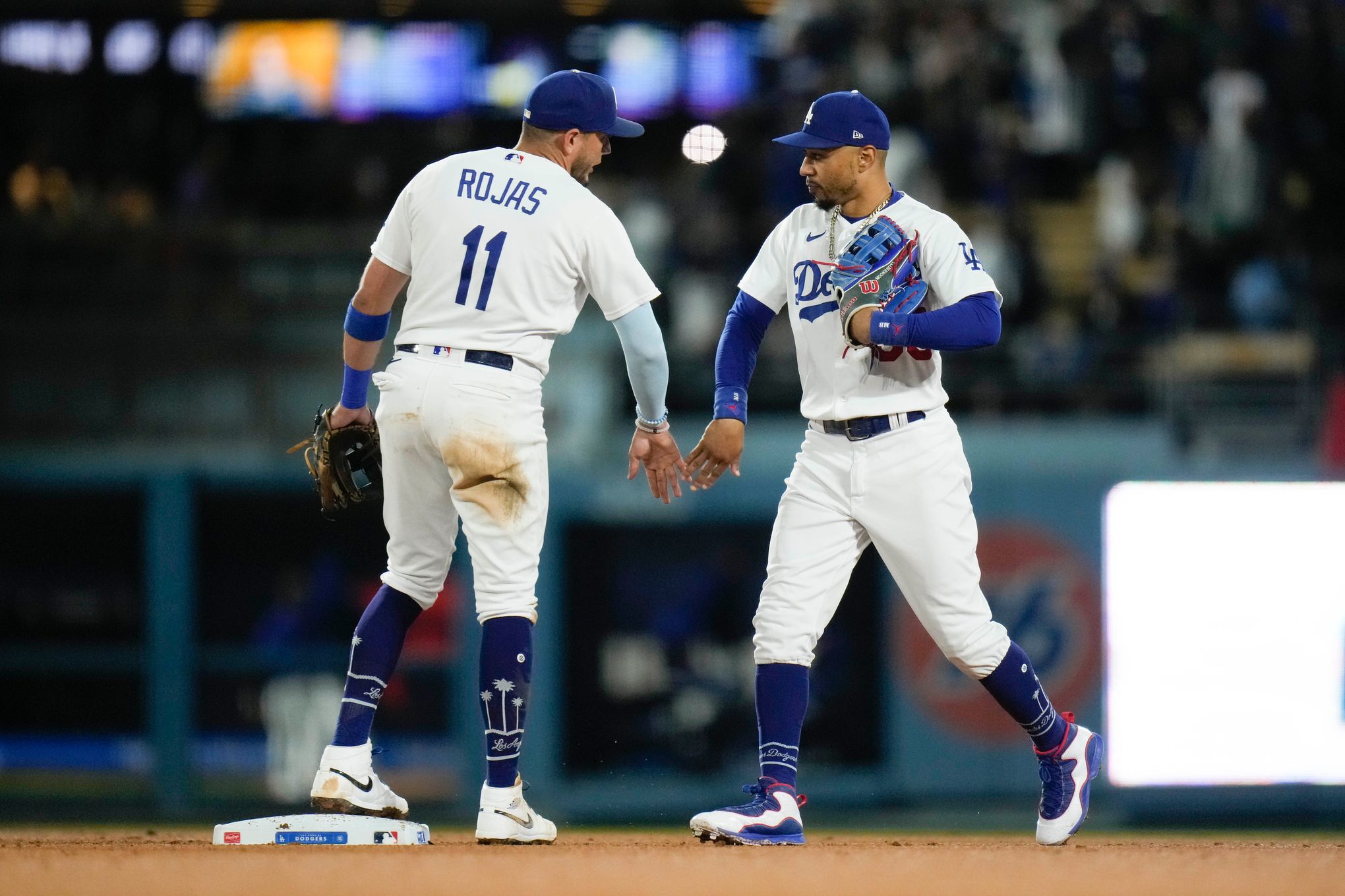 Dodgers Fans React to LA Debuting New City Connect Uniforms