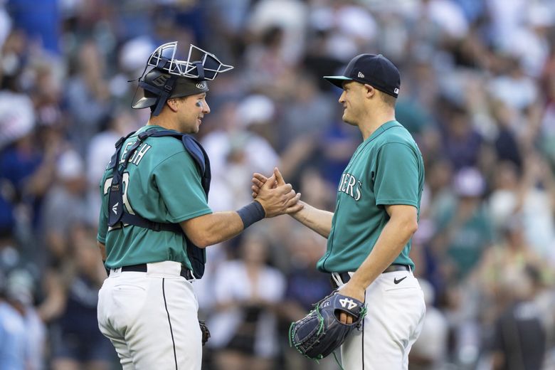 Many good dogs watched the Mariners get a walk-off win over the