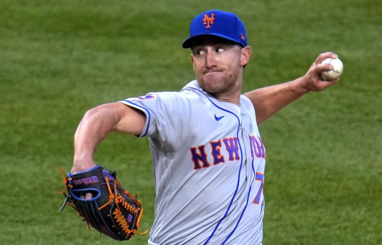 New York Mets relief pitcher Zach Muckenhirn delivers during the fourth inning of a baseball game against the Pittsburgh Pirates in Pittsburgh, June 9, 2023. PAGP