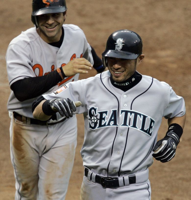 Ichiro with the throwback Mariner uniform  Seattle mariners baseball,  Mariners baseball, Ichiro suzuki