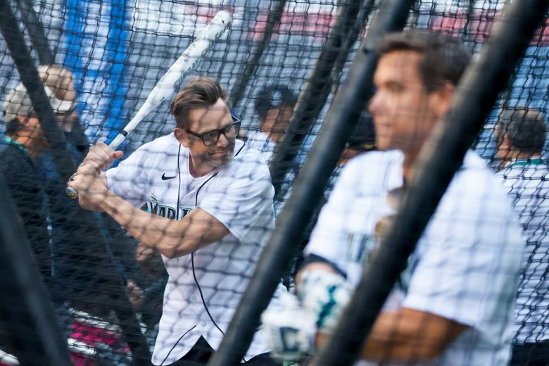 All-Star Celebrity Softball Game Rocks Dodgers Stadium – Los