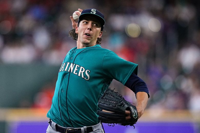 Mariners score nine runs in fourth inning to blow out Astros