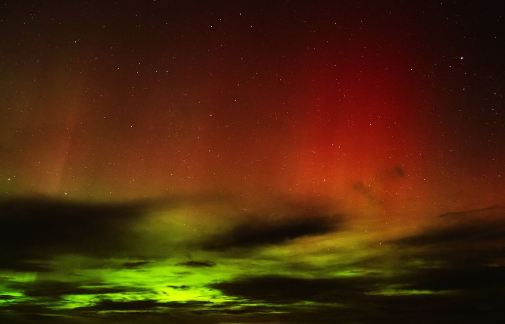 Chasing the Northern Lights in Seattle: Aurora Forecasts and Viewing Tips