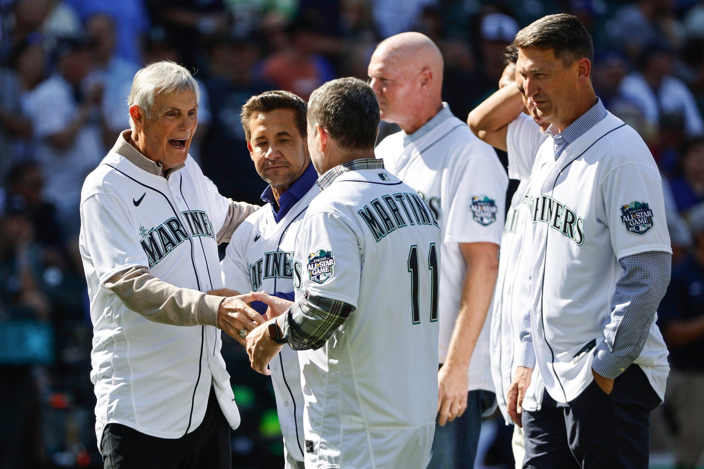 Mariners 2001 All-Stars reunite 22 years later in front of Seattle