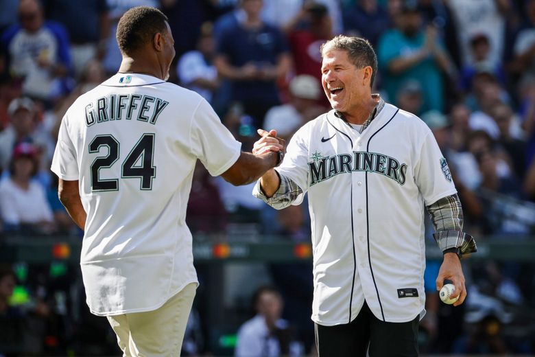 Ken Griffey Jr. Seattle Mariners Golden Black PRINT BASEBALL JERSEY-S -  Jerseys & Cleats, Facebook Marketplace