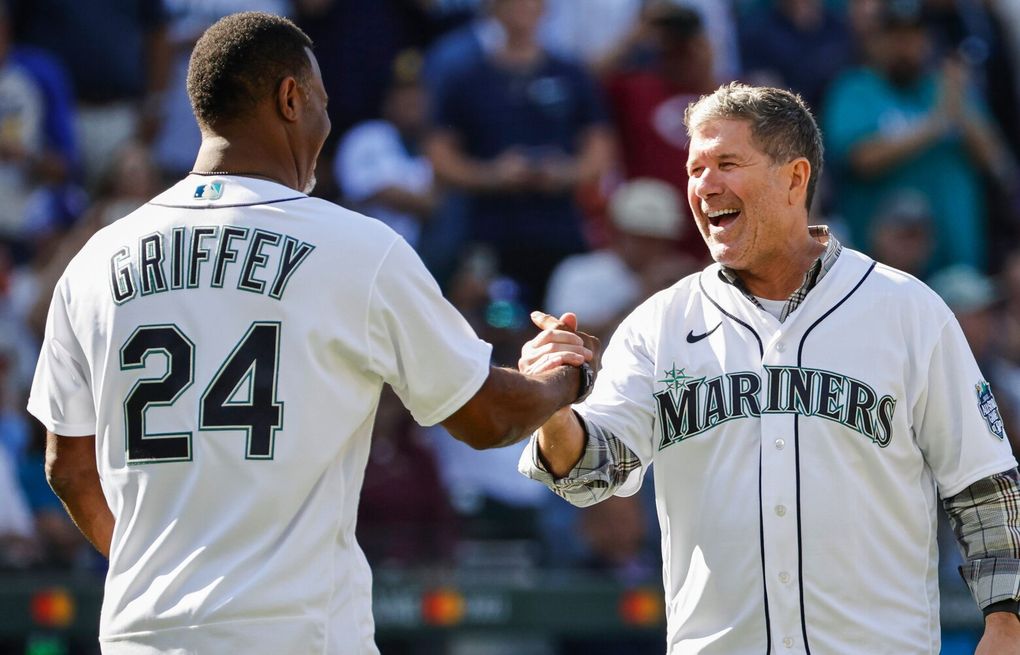 T-Mobile Park on X: We're throwing it back this Saturday with our Retro  Jersey Night at T-Mobile Park. Show us your favorite Mariners throwback  jersey below ⬇️ / X