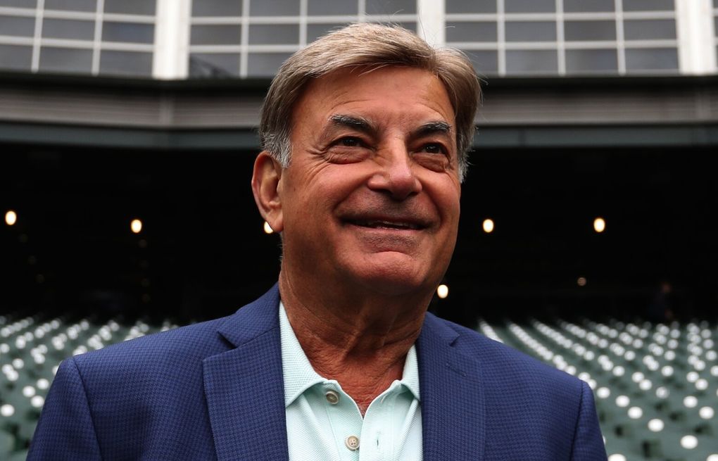 Silvi Knows: Mariners broadcaster Rick Rizzs 