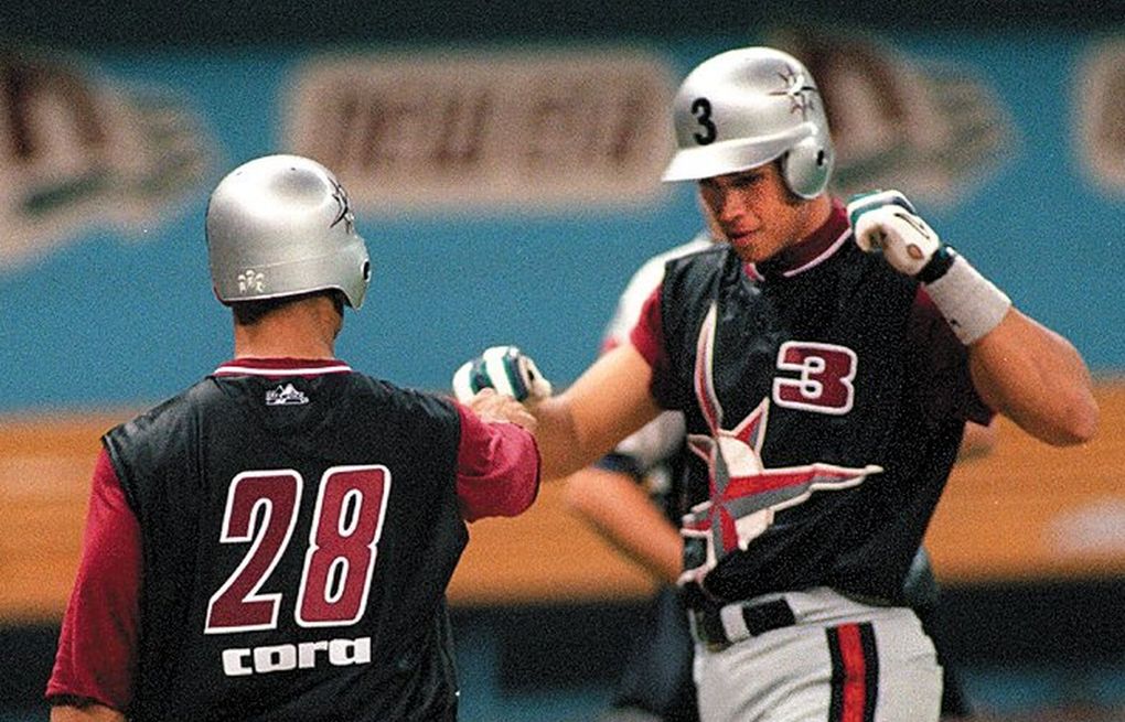 Looking back at Mariners' 'Turn Ahead the Clock' uniforms on 25th  anniversary
