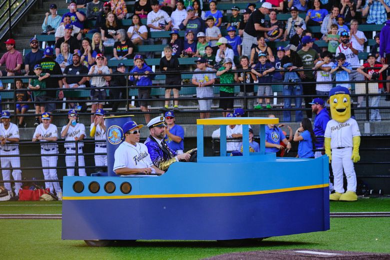 Why White Center's DubSea Fish Sticks deliver more than a baseball game