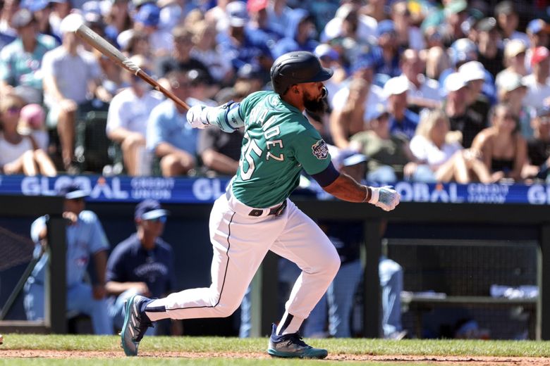 Vladimir Guerrero Jr., Teoscar Hernández rally Blue Jays