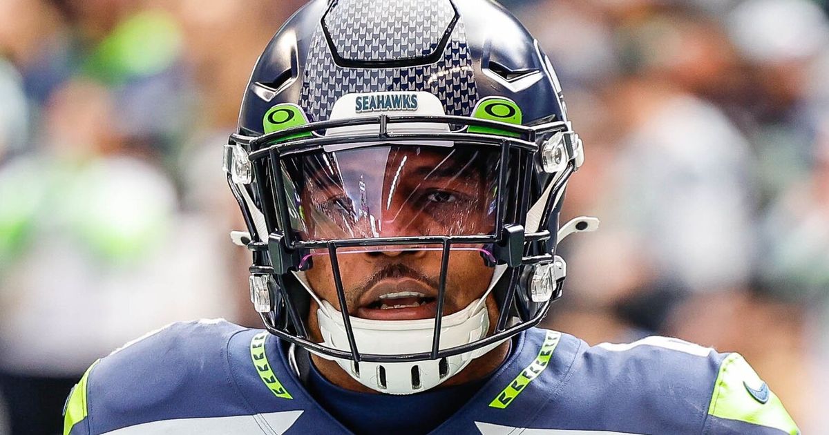 Seahawks announce 5 roster moves before first Week 1 practice