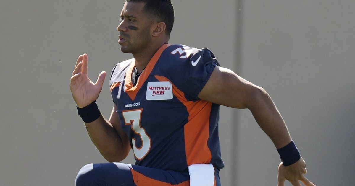 Here's what Russell Wilson will look like in a Broncos uniform