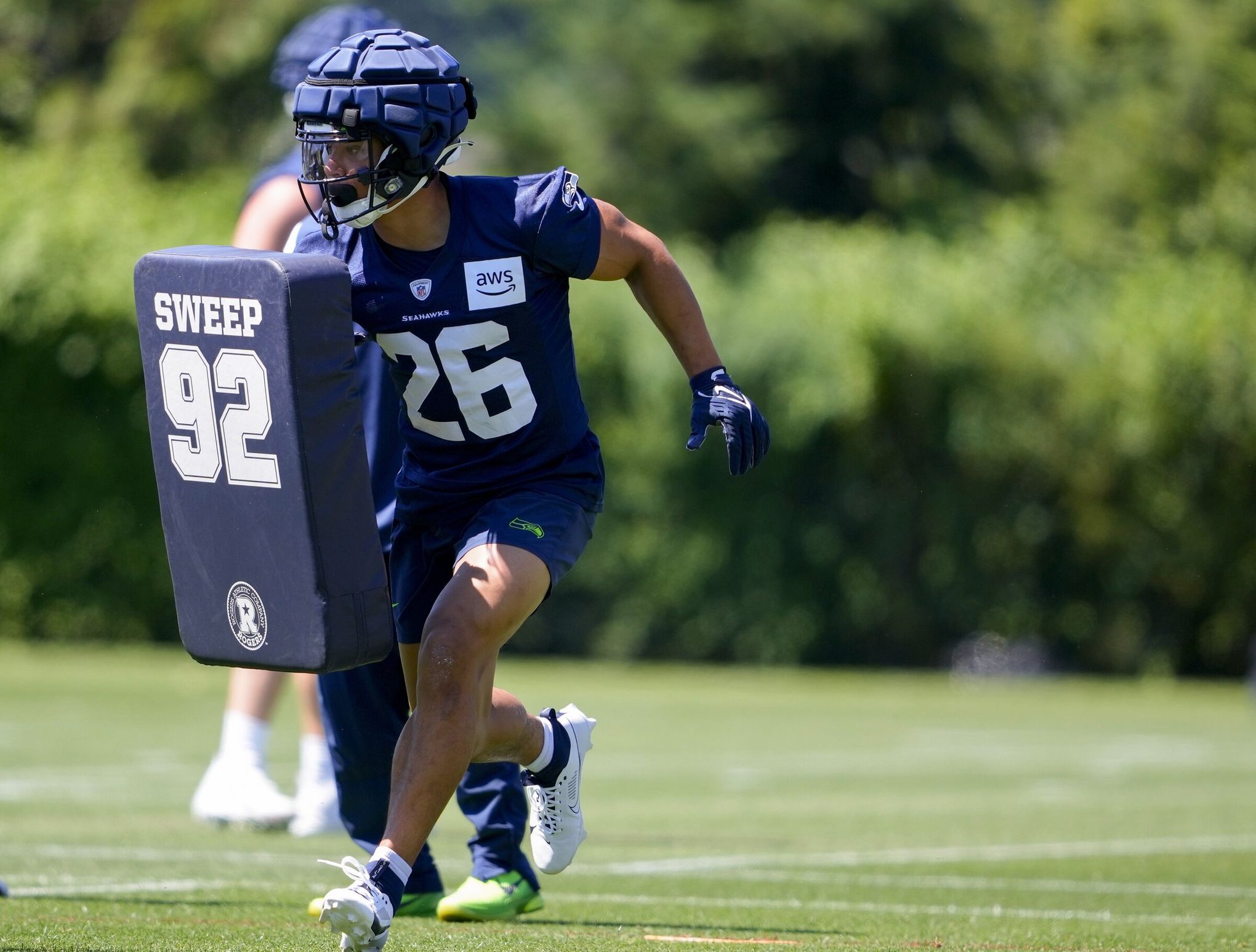 Seattle Seahawks select Georgia Bulldogs running back Kenny