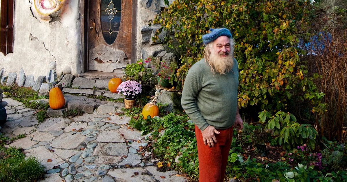 SunRay Kelley, a fantastical builder from SedroWoolley, dies at 71