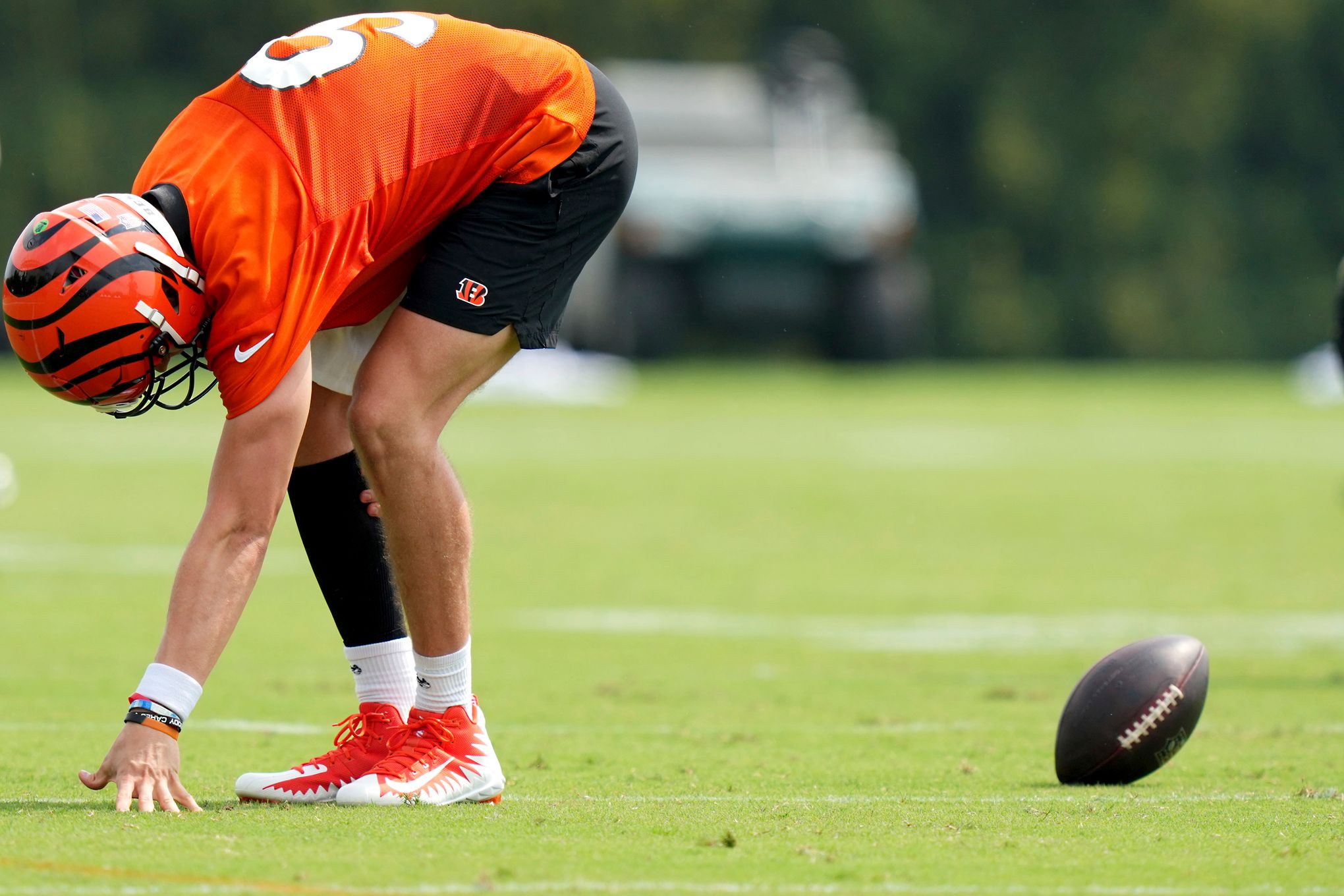 Joe Burrow (calf) was a limited practice participant on Friday - NBC Sports