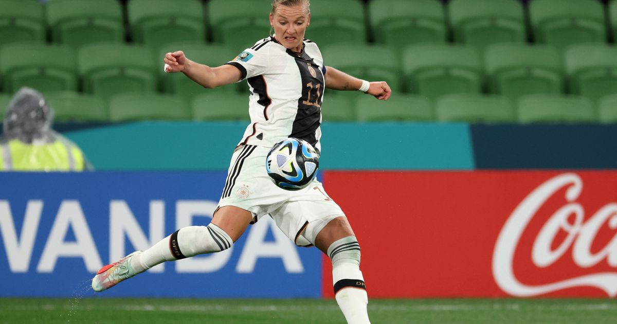 Popp returns in scoring form for Germany at Women’s World Cup