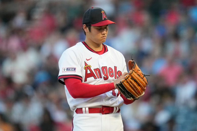 MLB on X: Shohei Ohtani is the first @MLB player to 40 home runs