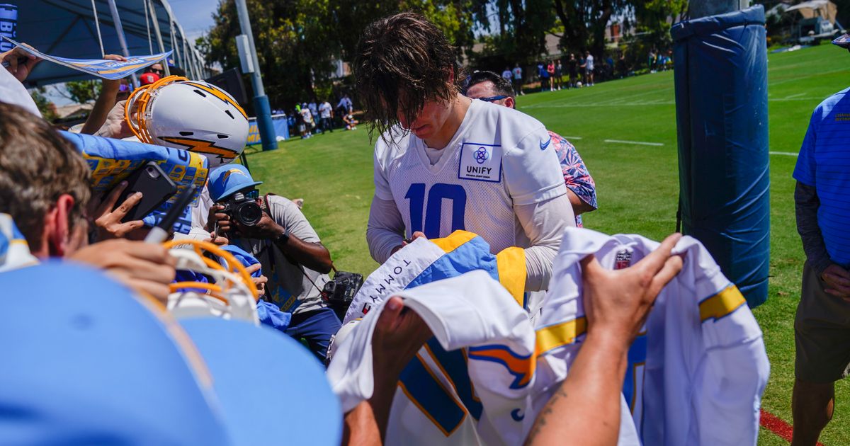 Gameday Magazine  Los Angeles Chargers 