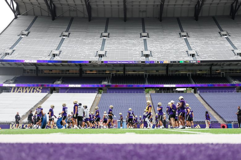 Logo Chair Washington Huskies NCAA Stadium Seat