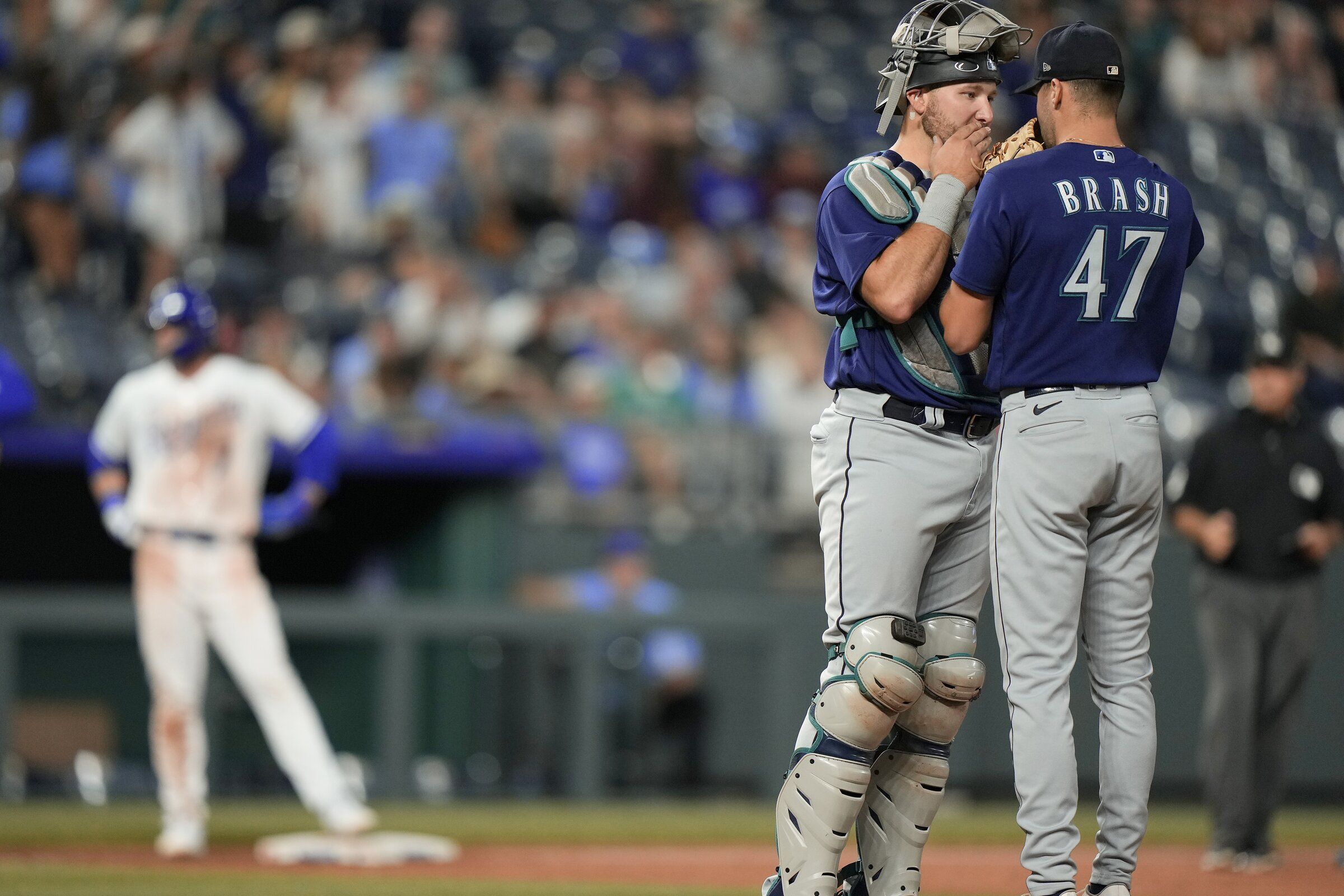 Royals spoil Mariners late rally with walkoff squeeze bunt The Seattle Times