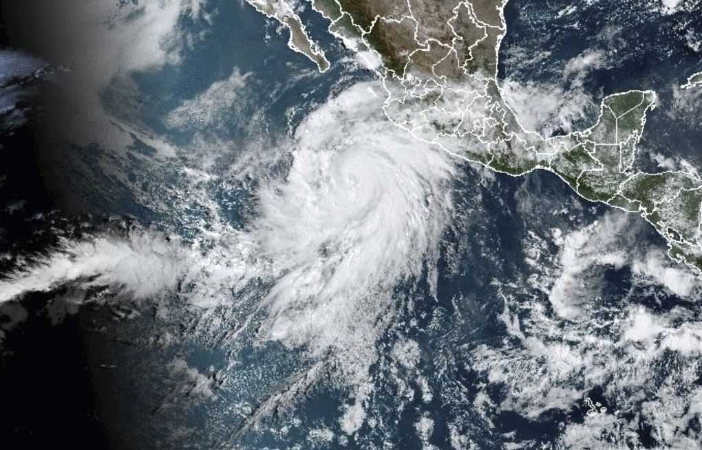 Powerful Hurricane Hilary heads for Mexico's Baja. Rare tropical storm  watch issued for California