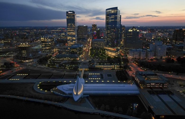 FILE – The Milwaukee Art Museum and skyline are seen Wednesday, May 31, 2023 in Milwaukee. When Republican candidates for president gather for their first debate Wednesday in Milwaukee, the spotlight will not only be on them, but Wisconsin’s role as one of a shrinking handful of genuine battleground states. (AP Photo/Morry Gash, File) WX202 WX202