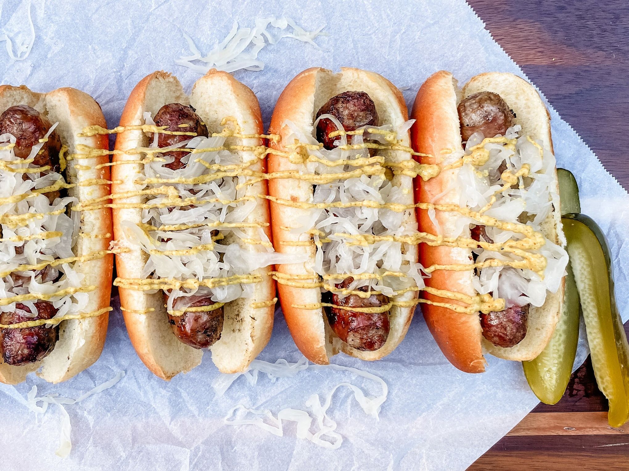 Michigan Cottage Cook: GREEN BAY PACKER'S BRATWURST