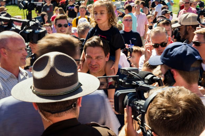 At the Iowa State Fair, DeSantis Can’t Seem to Catch a Break (nytimes.com)