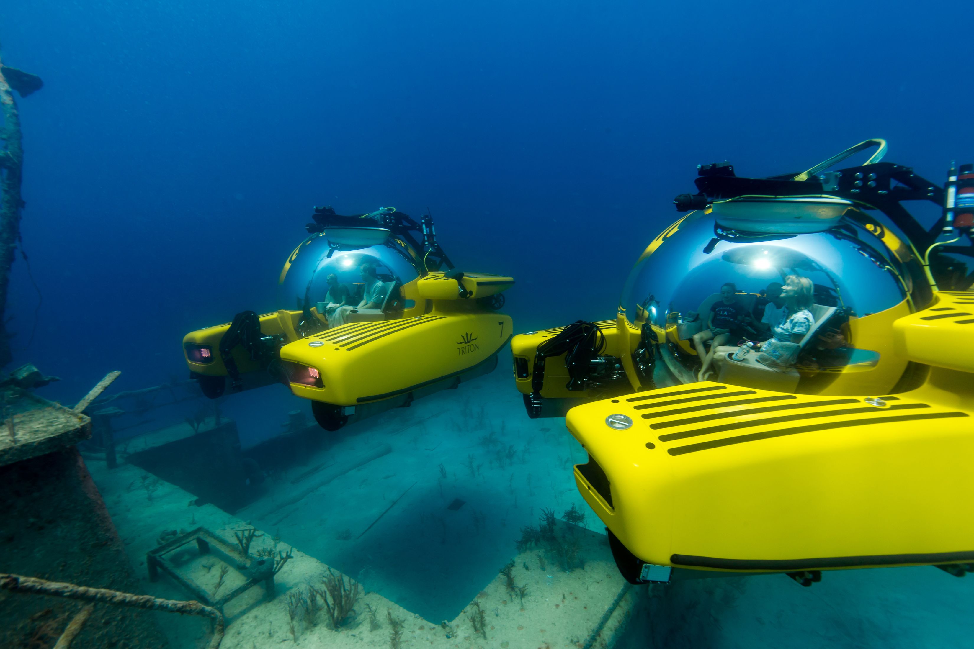 The latest trend on yachts Submersibles The Seattle Times