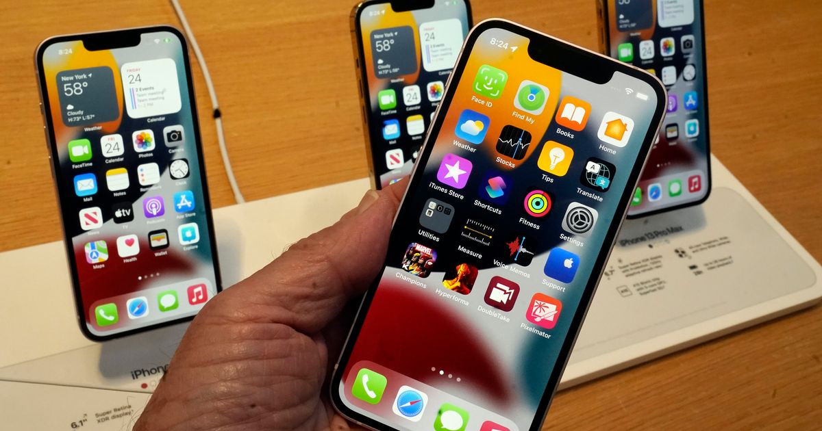OK, we can relax. The iPhone ‘hang up’ button might not be moving much after all