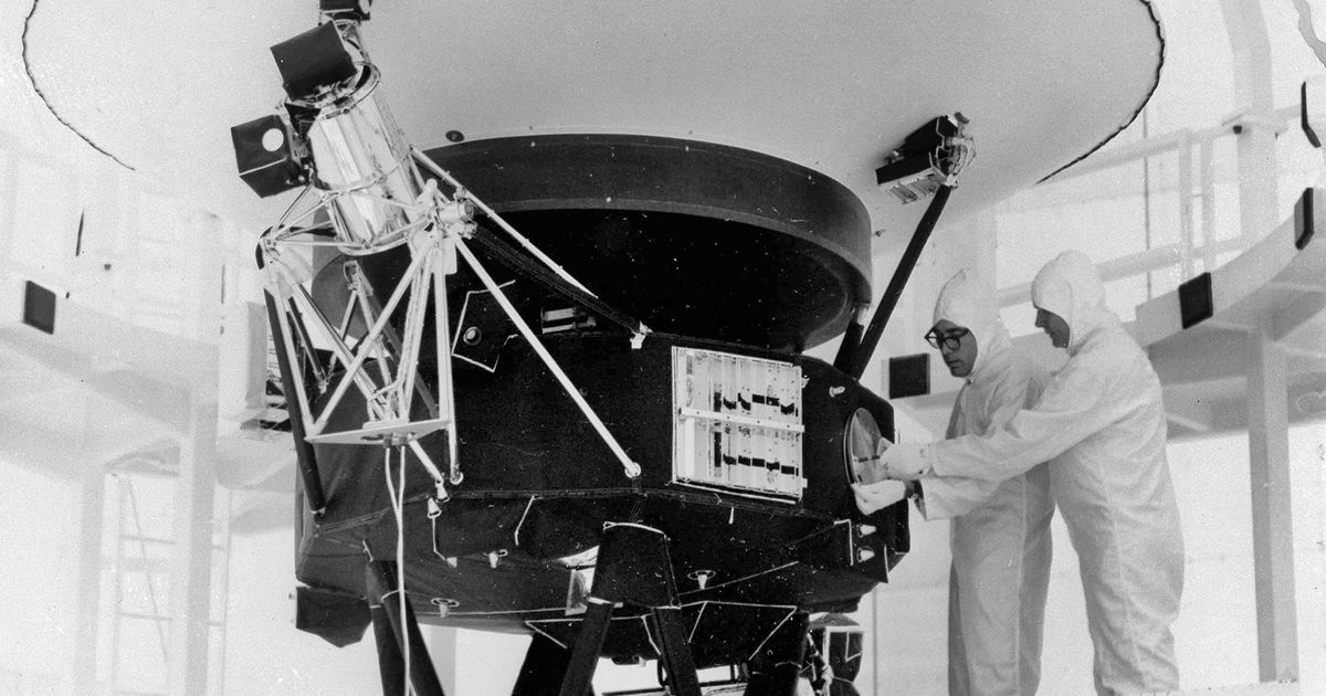 NASA hears signal from Voyager 2 spacecraft after mistakenly cutting ...