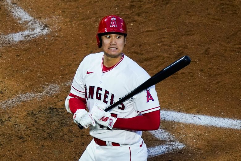 Shohei Ohtani gets his 10th mound victory of the season in the Angels' 4-1  win over the Giants