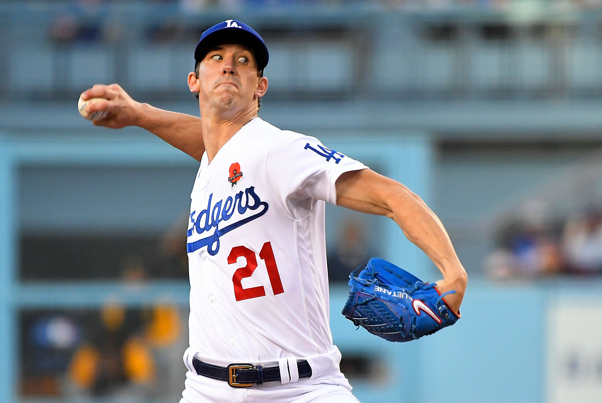 Twitter reacts to Dodgers pitcher Walker Buehler's very tight