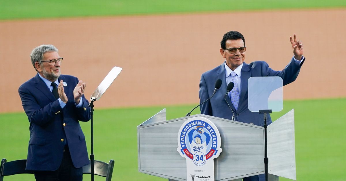 2021 Dodgers Fernando Valenzuela bobblehead | marcopolocollectible