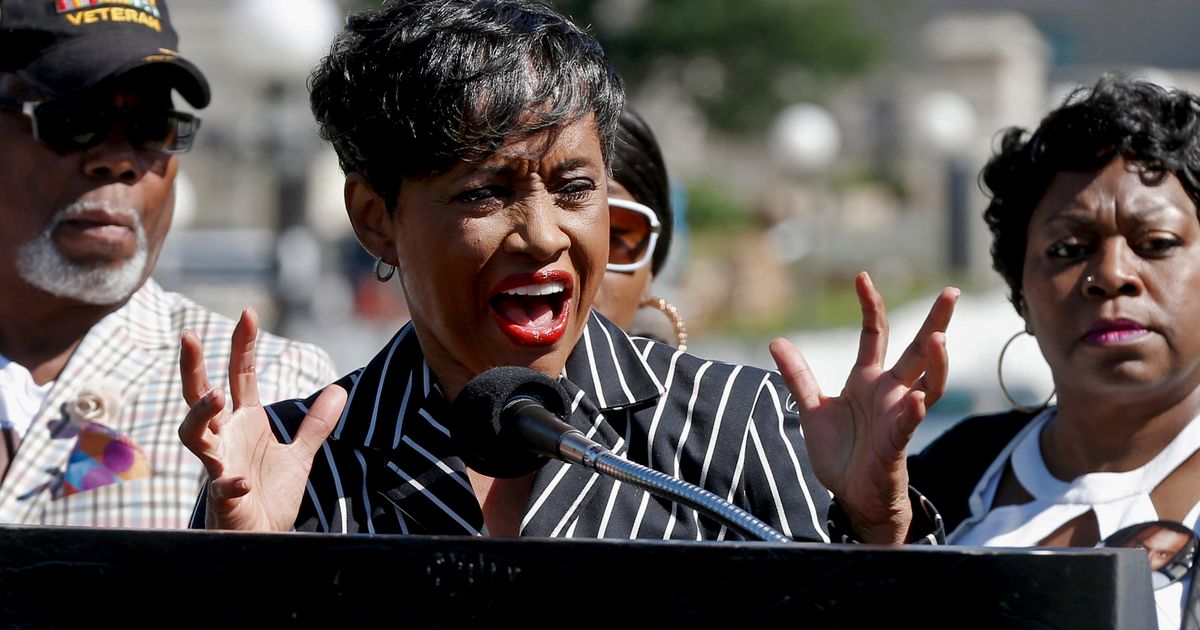 Georgia sheriff pleads guilty to groping TV Judge Hatchett | The ...