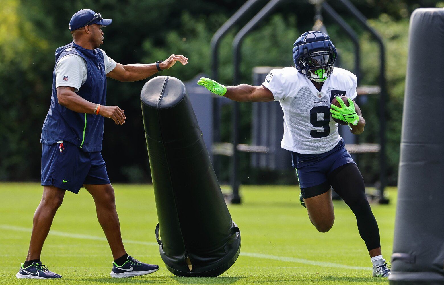 Mailbag: How Will The Seahawks Divvy Up Running-back Touches? | The ...