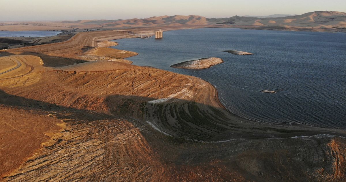 Californians are moving inland for cheaper housing, and finding extreme heat that’s getting worse