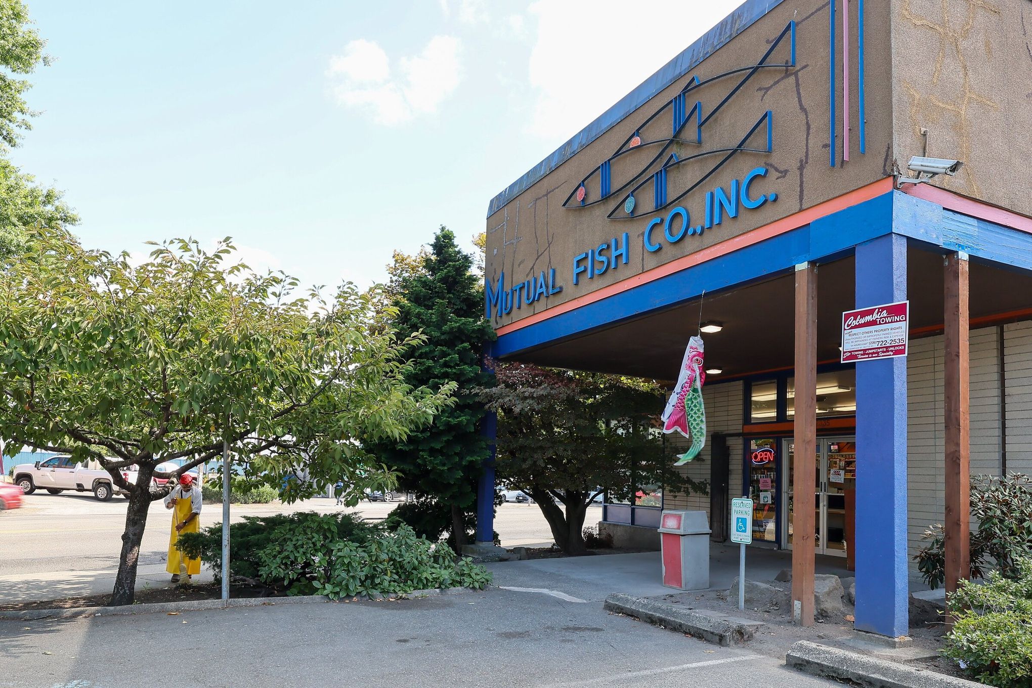 Family-owned fish shop in South Seattle will close after 7 decades