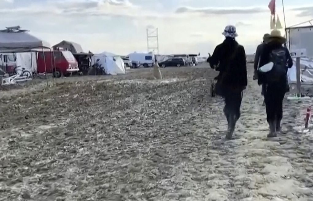 No longer stranded, tens of thousands clean up and head home after Burning  Man floods