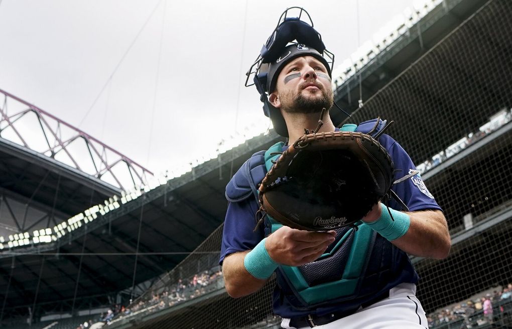 I care a lot': Young Mariners catcher Cal Raleigh has advanced skill in  handling pitchers - The Athletic