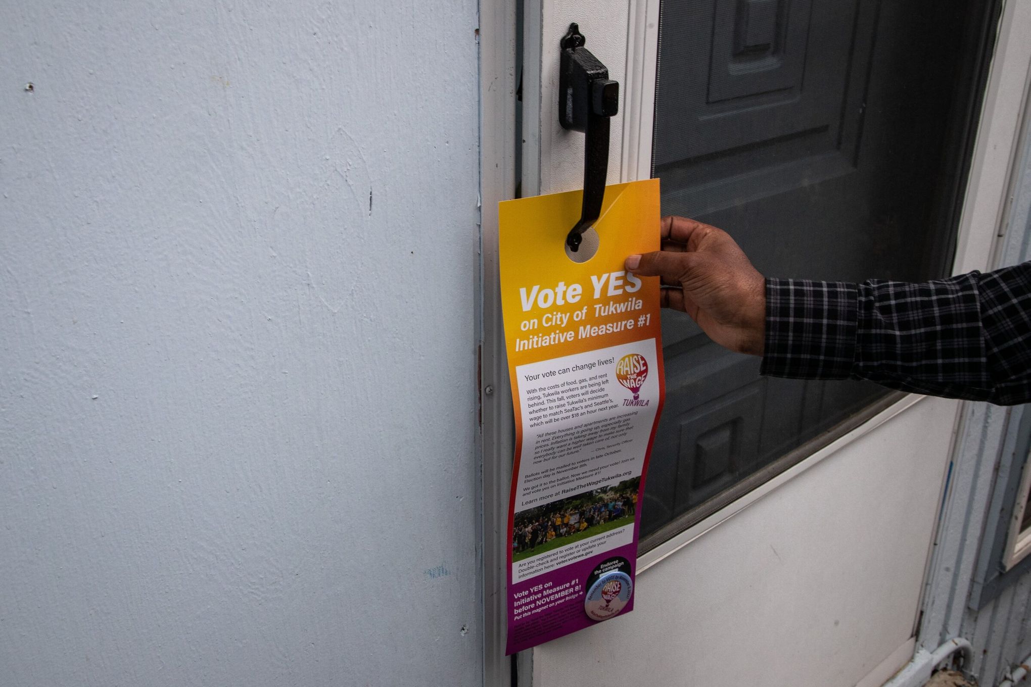 King County looks at $19 minimum wage in unincorporated areas | The Seattle  Times