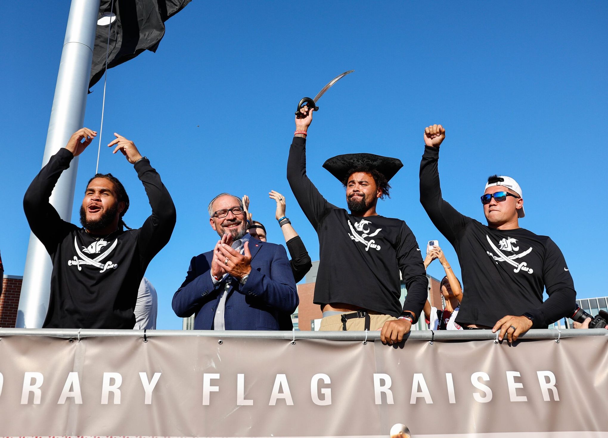 Pirates raise victory flag